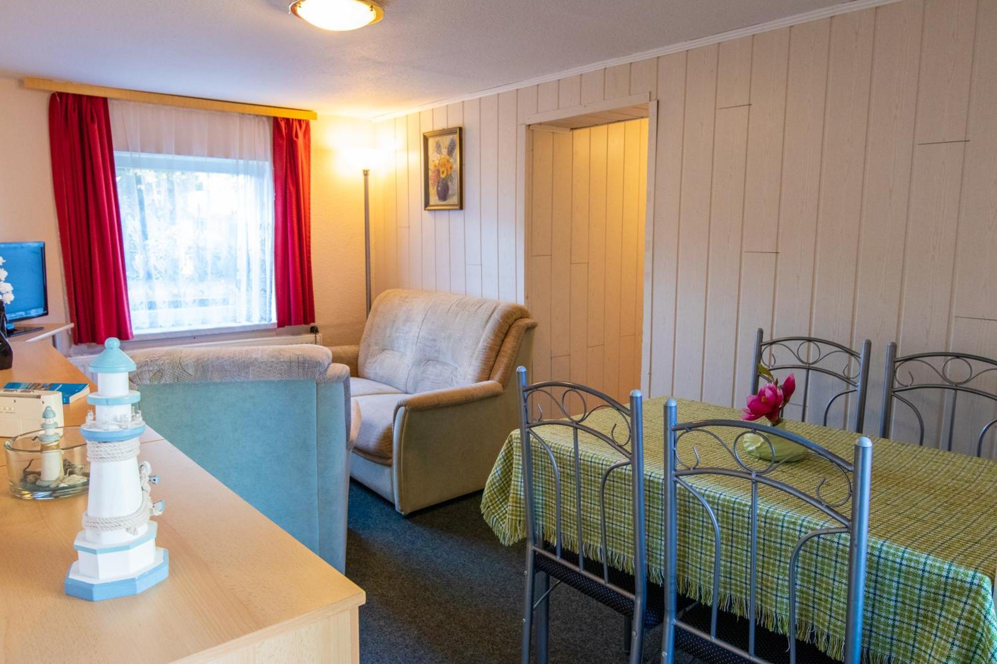 Ferien Am Bierbach Apartment ไกรฟ์สวัลด์ ภายนอก รูปภาพ